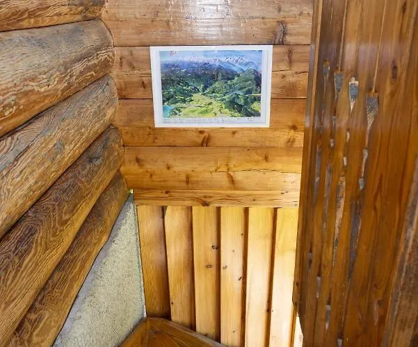 In Goldilocks Lejlighed *